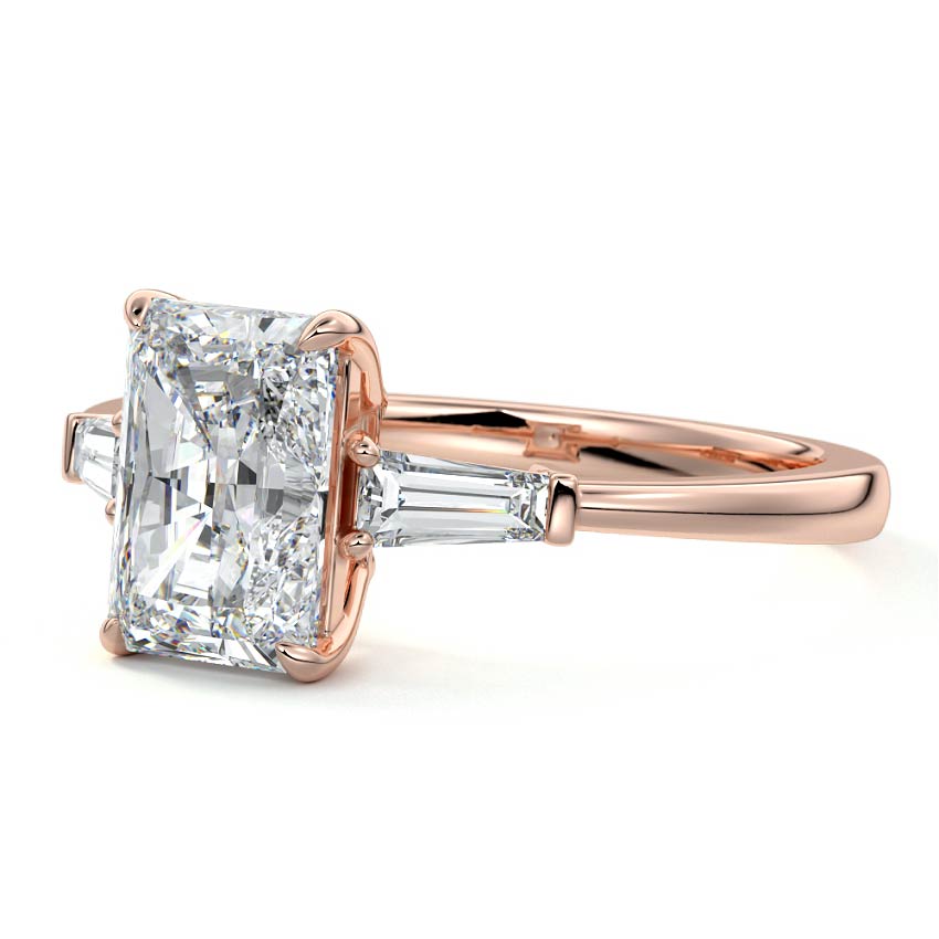 RAD/TB 3 STONES RING