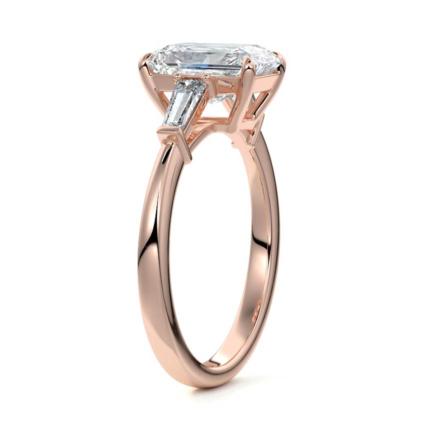 RAD/TB 3 STONES RING