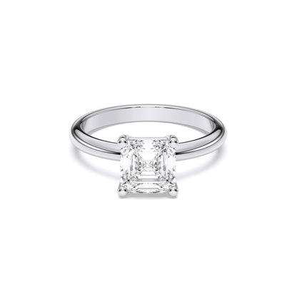 SQ EMERALD  SOLITAIRE RING