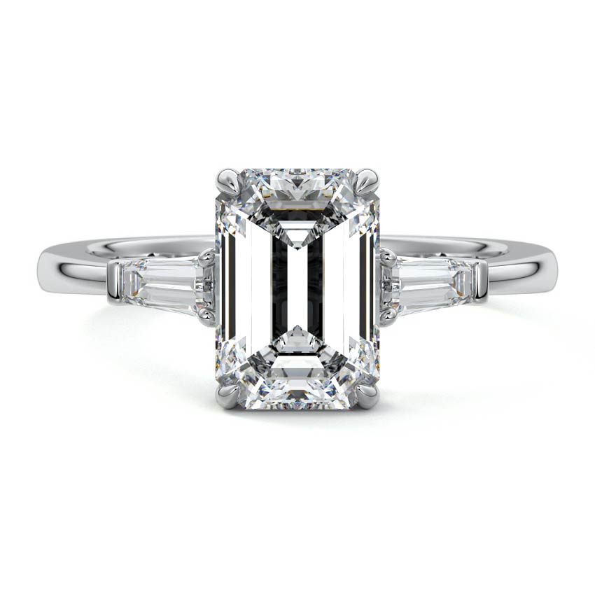 EMR/TB 3 STONES RING