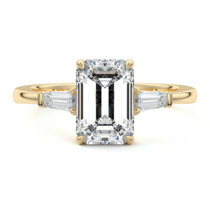 EMR/TB 3 STONES RING