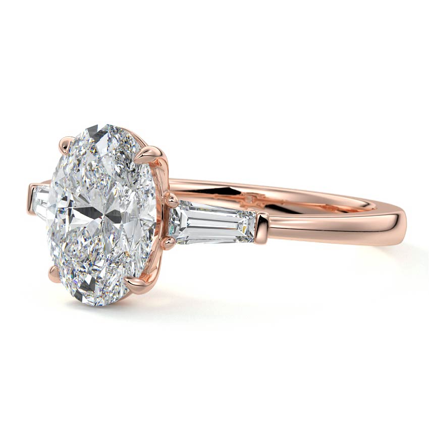 OVAL/TB 3 STONES RING