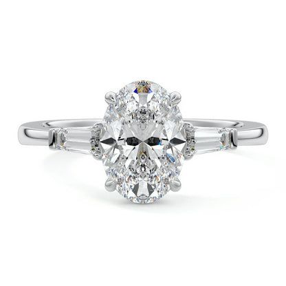 OVAL/TB 3 STONES RING