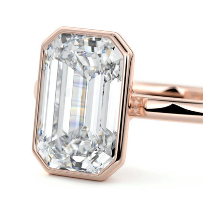 EMERALD BEZEL SOLITAIRE RING
