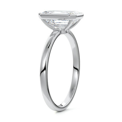 EMERALD BEZEL SOLITAIRE RING