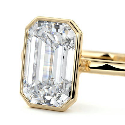 EMERALD BEZEL SOLITAIRE RING