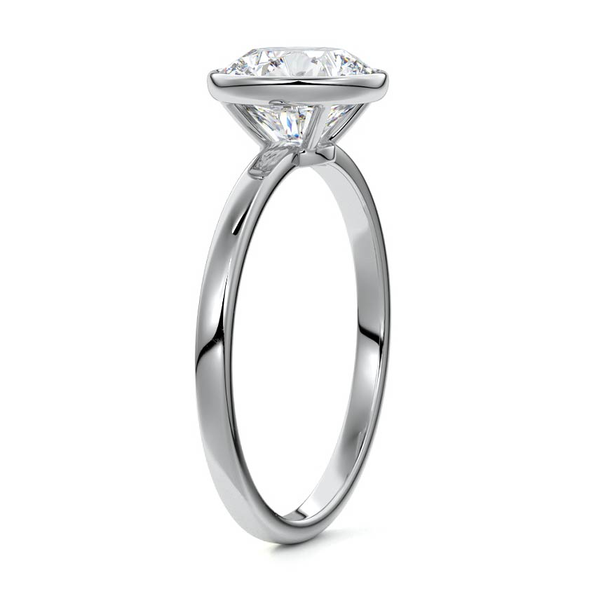 ROUND BEZEL SOLITAIRE RING