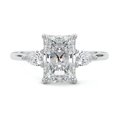 RAD/PS 3 STONES RING