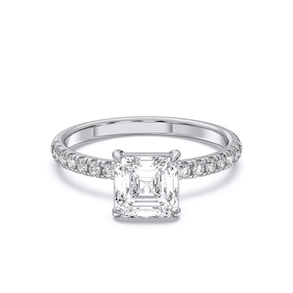 SQ.EMERALD SIDESTONE RING (THIN)