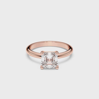 SQ EMERALD  SOLITAIRE RING