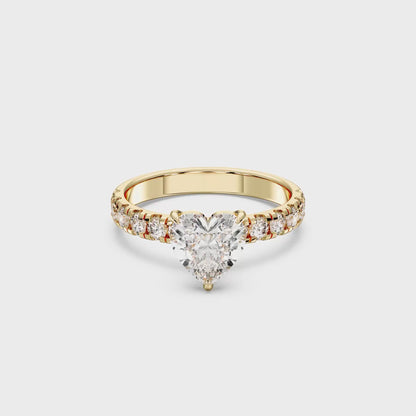HEART SIDESTONE RING (THICK)