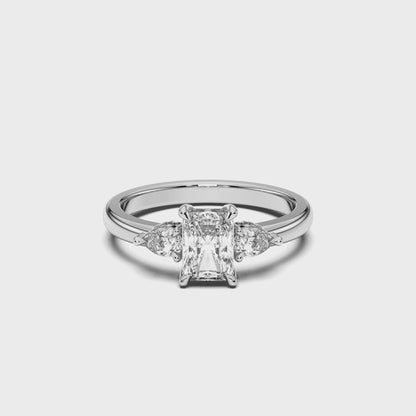 RAD/PS 3 STONES RING