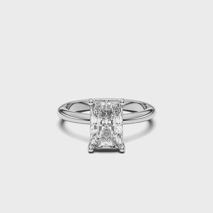 EMERALD SOLITAIRE RING