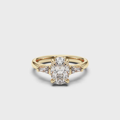 OVAL/TB 3 STONES RING
