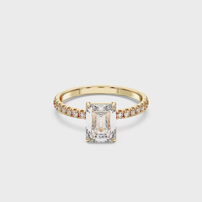 EMERALD SIDESTONE RING (THIN)