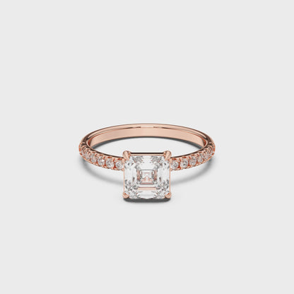 SQ.EMERALD SIDESTONE RING (THIN)