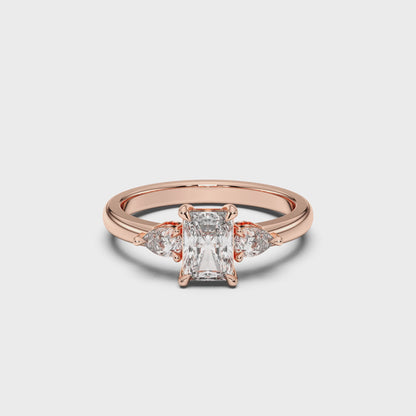 RAD/PS 3 STONES RING